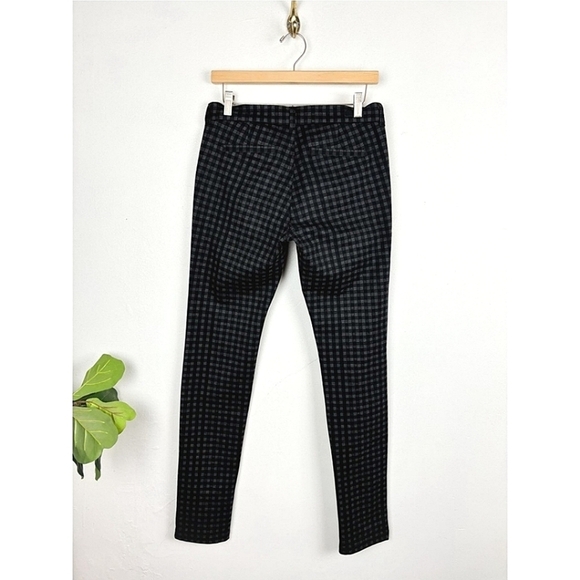 Kut from the Kloth Gray and Black Skinny Pants with Plaid Pattern Size 14L - Picture 3 of 9